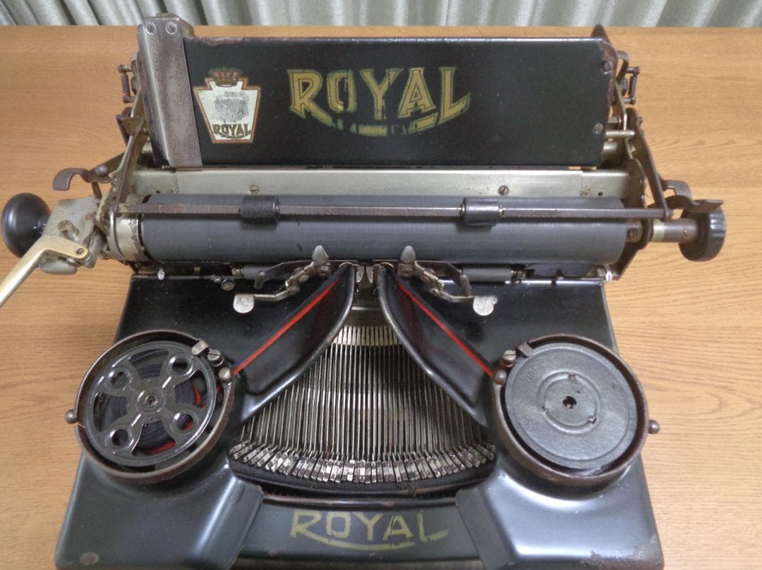 専用　実働品　10 ロイヤルタイプライター　ミザリー、バイオハザー ド
