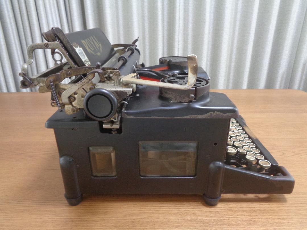 専用　実働品　10 ロイヤルタイプライター　ミザリー、バイオハザー ド