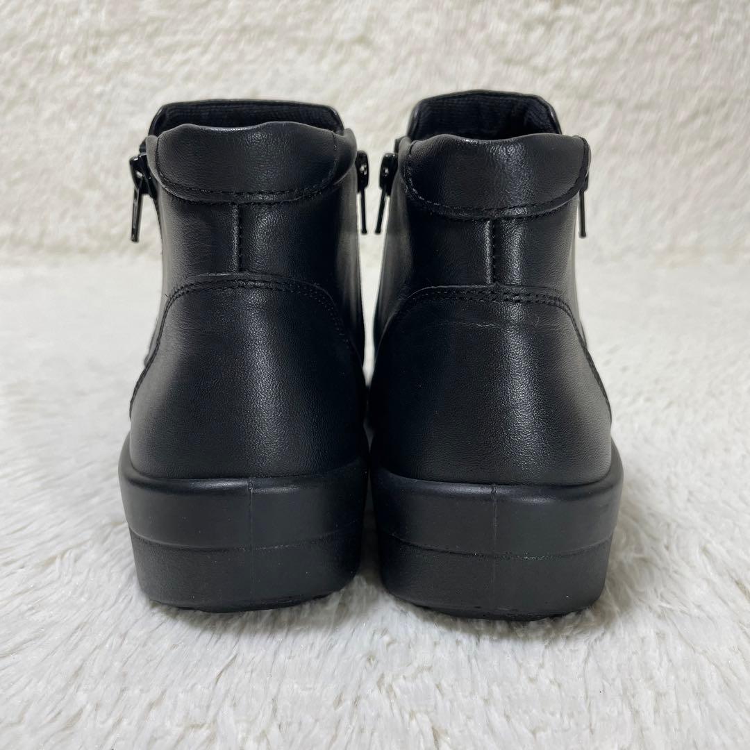 新品同様✨アキレスソルボ　レザーブーツ　ハイカットスニーカー　本革　24.5cm