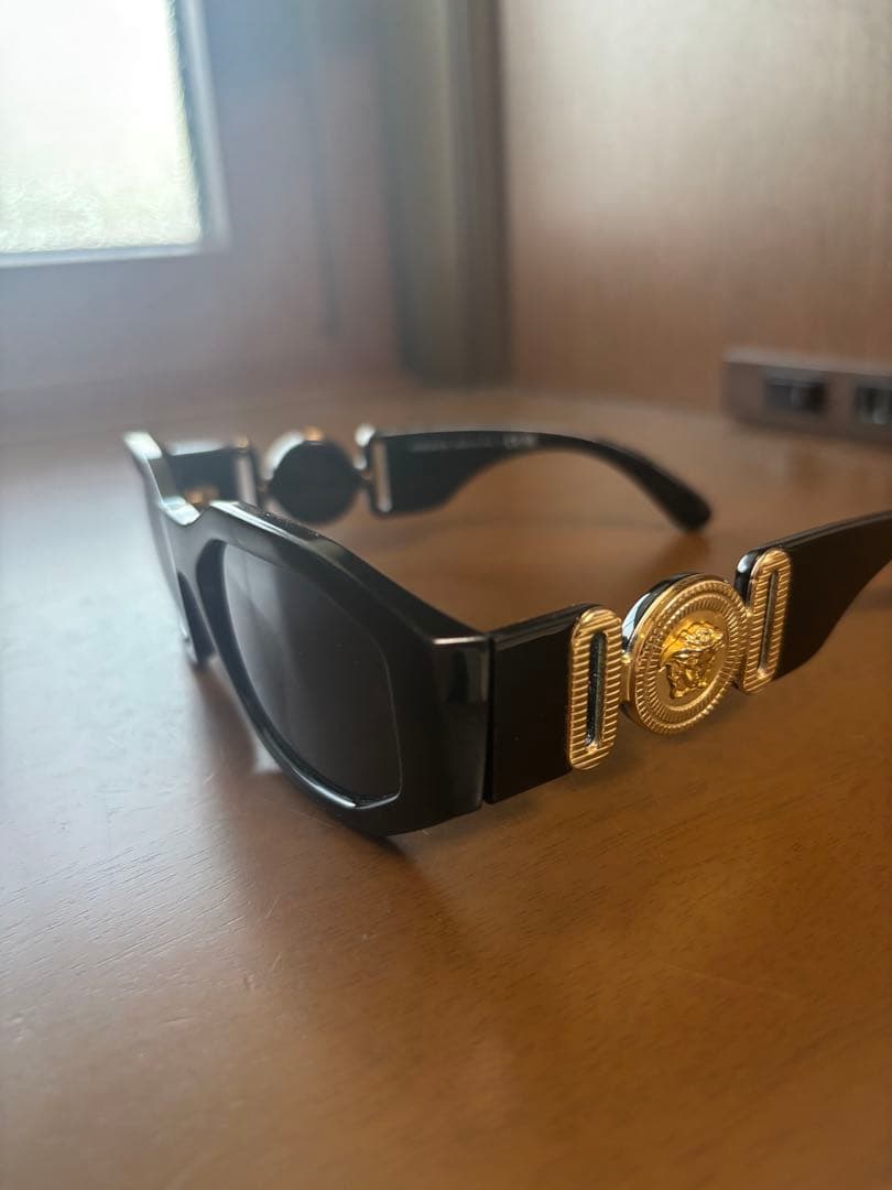 のぶさん専用VERSACE ブラック メドゥーサビギーサングラス