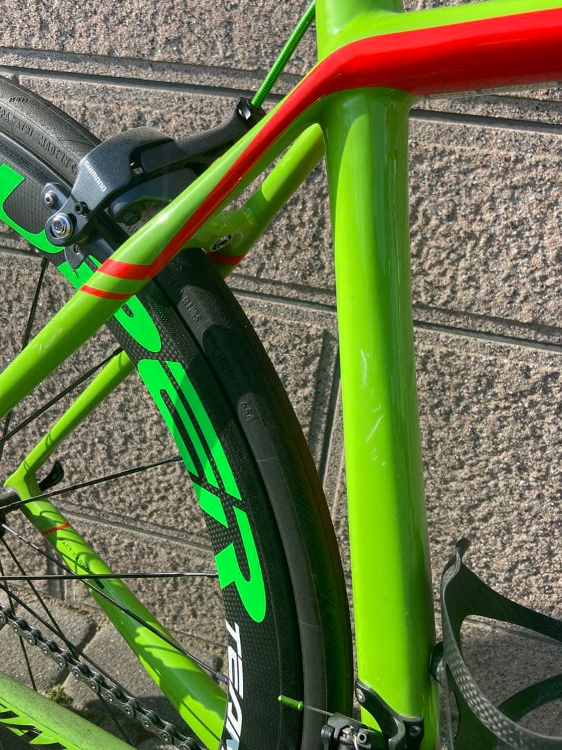 ロードバイク　ターマック　コンプリート