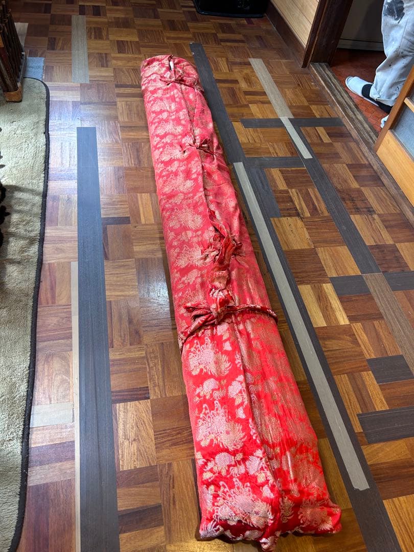 木製琴 13弦 赤い装飾付き