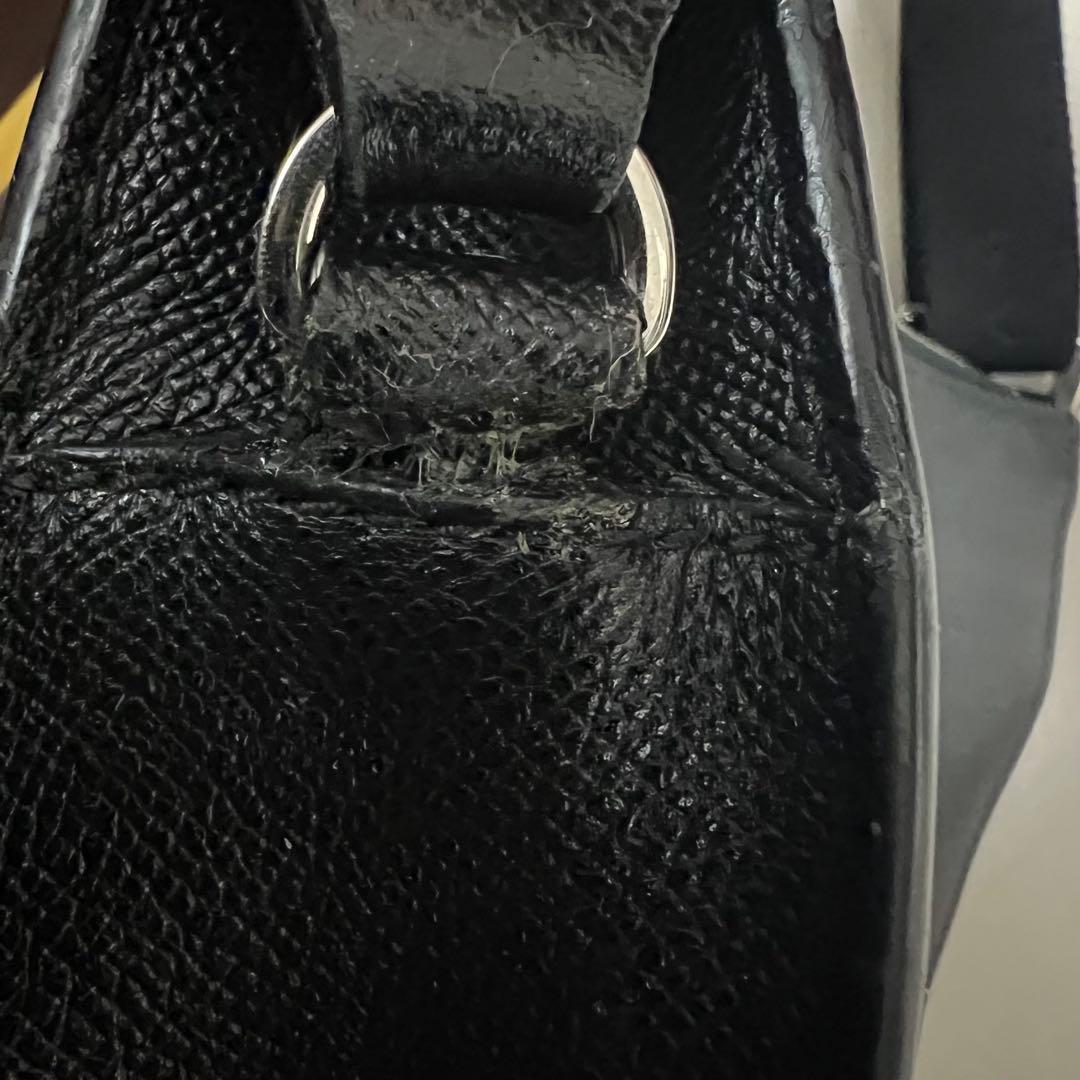 美品 BVLGARI ブルガリ サコッシュ ショルダーバッグ レザー 斜めがけ