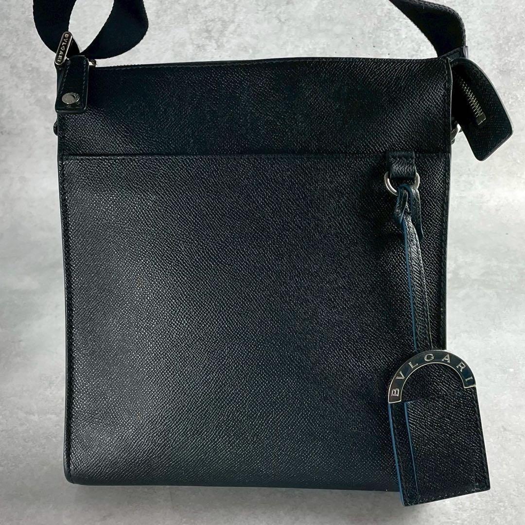 美品 BVLGARI ブルガリ サコッシュ ショルダーバッグ レザー 斜めがけ