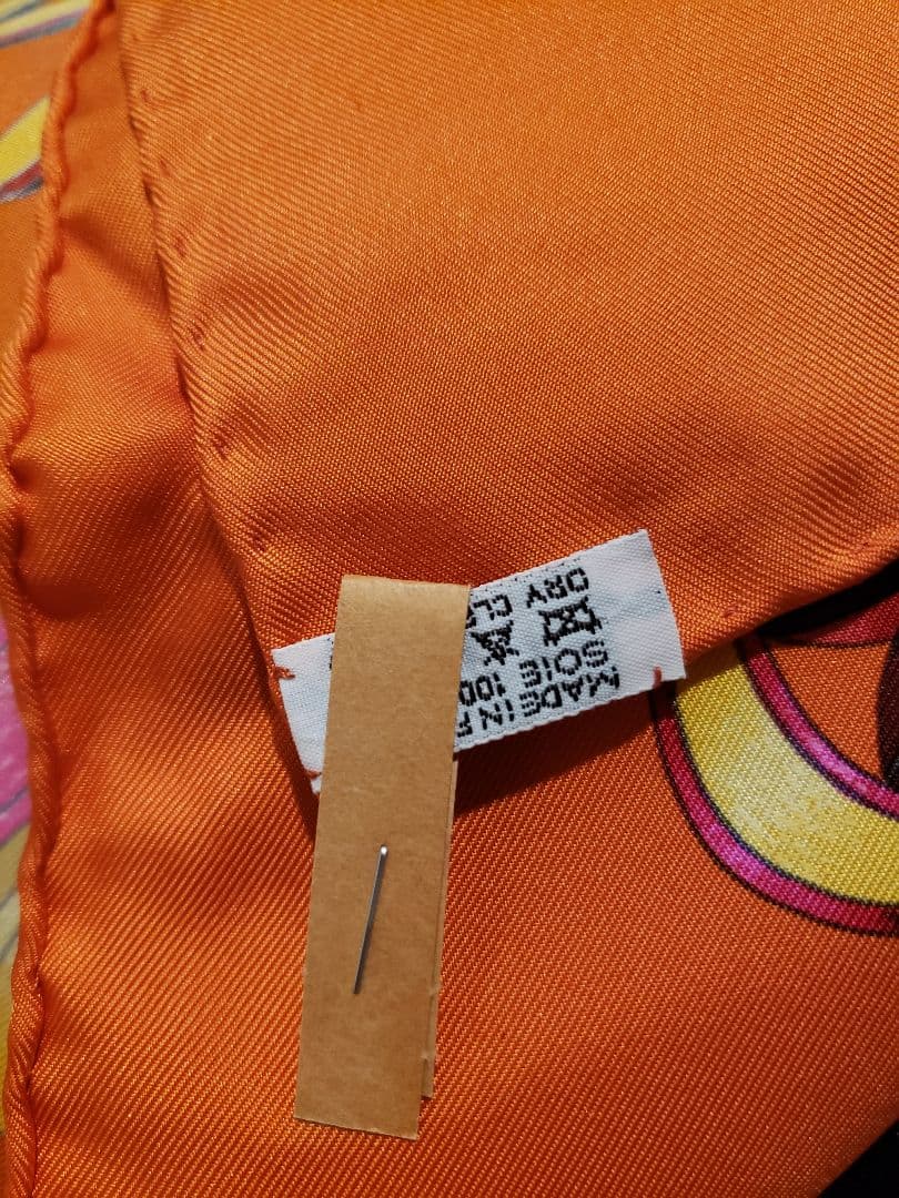 【極美品】HERMES　LES RUBANS DO CHEVAL ～馬のリボン橙