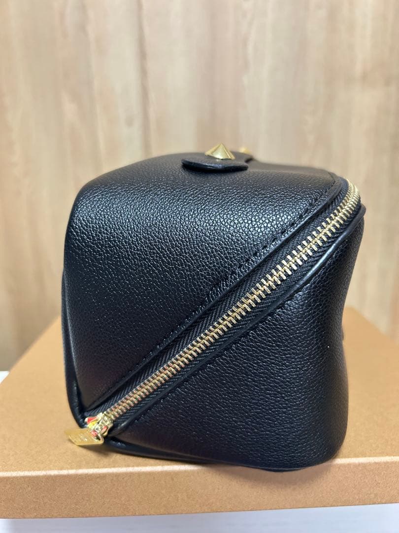 CHANEL ノベルティポーチ　オマケ付き