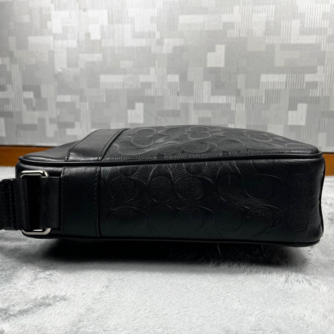 Coach コーチ ショルダーバッグ チャールズ エンボス 斜め掛け ブラック