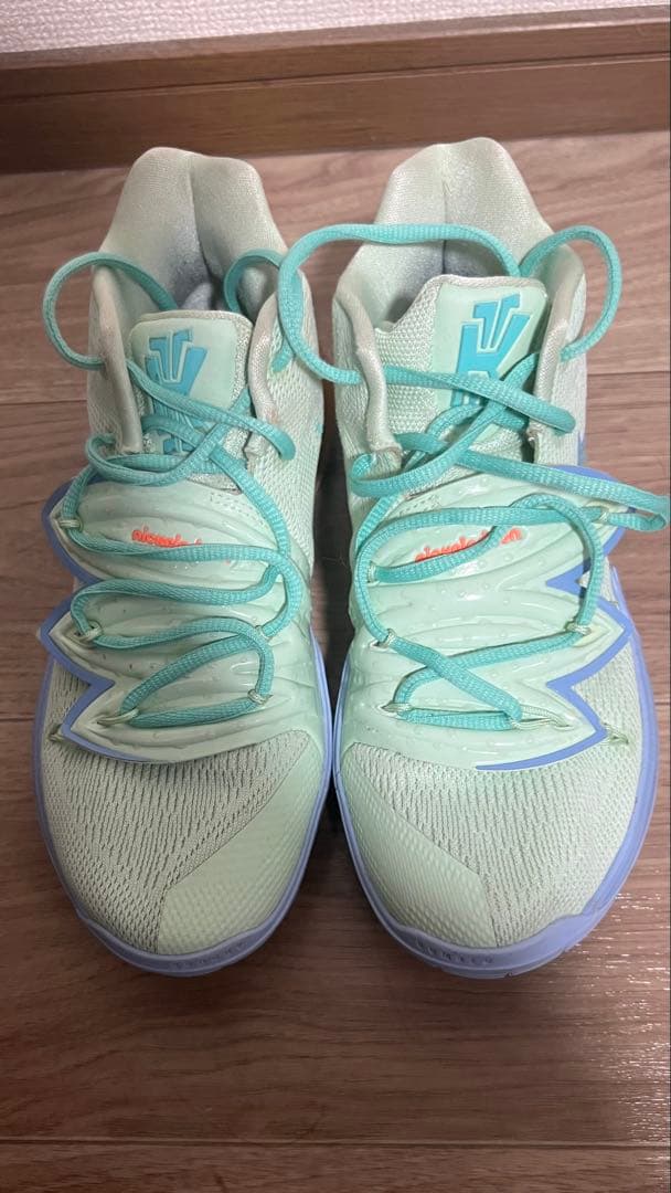 kyrie5 スポンジボブ　イカルド　最終お値下げ
