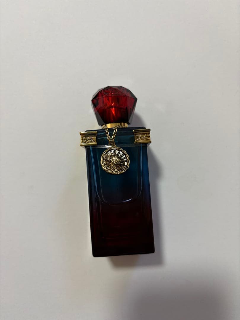 ファタリテオードパルファン窒息する薔薇 内容量：50mL ファタリテ