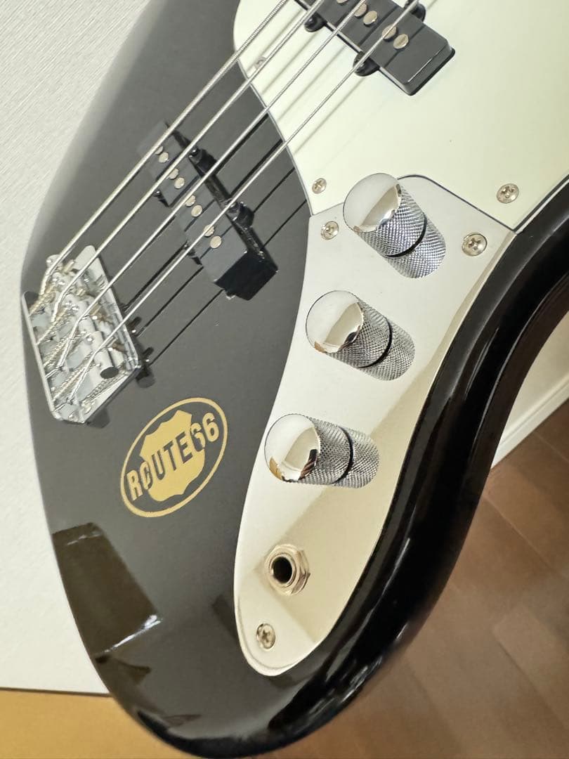 Bacchus ジャズベース 美品 初心者/サブ機 弦交換済み 音出し良好 ベース