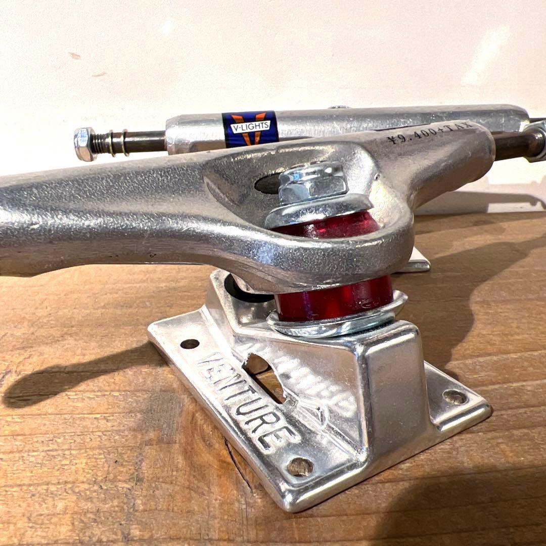 新品VENTURE V-Lights 5.2 LOW スケートボード トラック