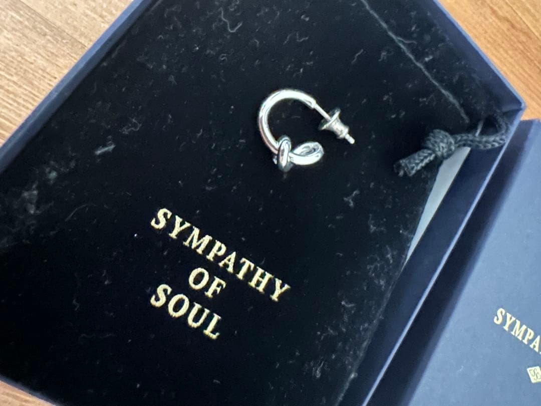 SYMPATHY OF SOUL シルバーピアス