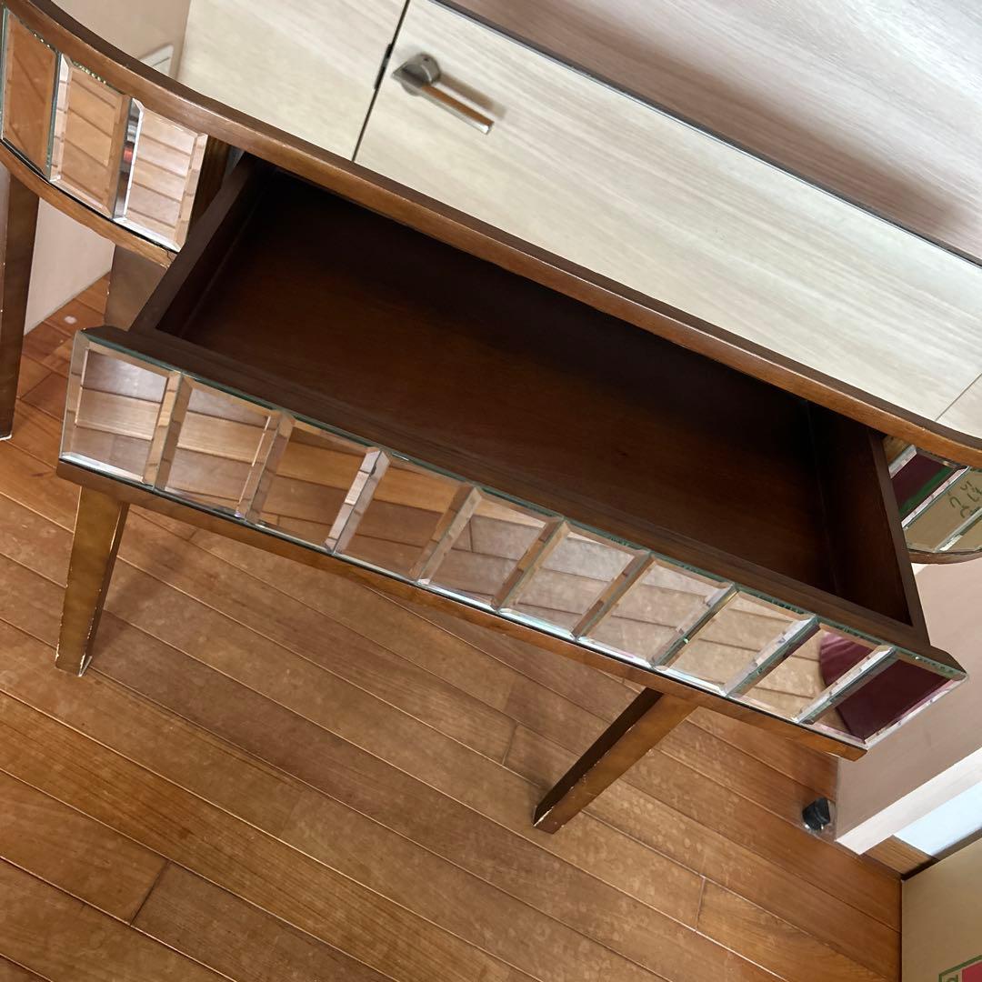 レア美品ローラアシュレイミラー仕上げのブラウン木製ドレッサー