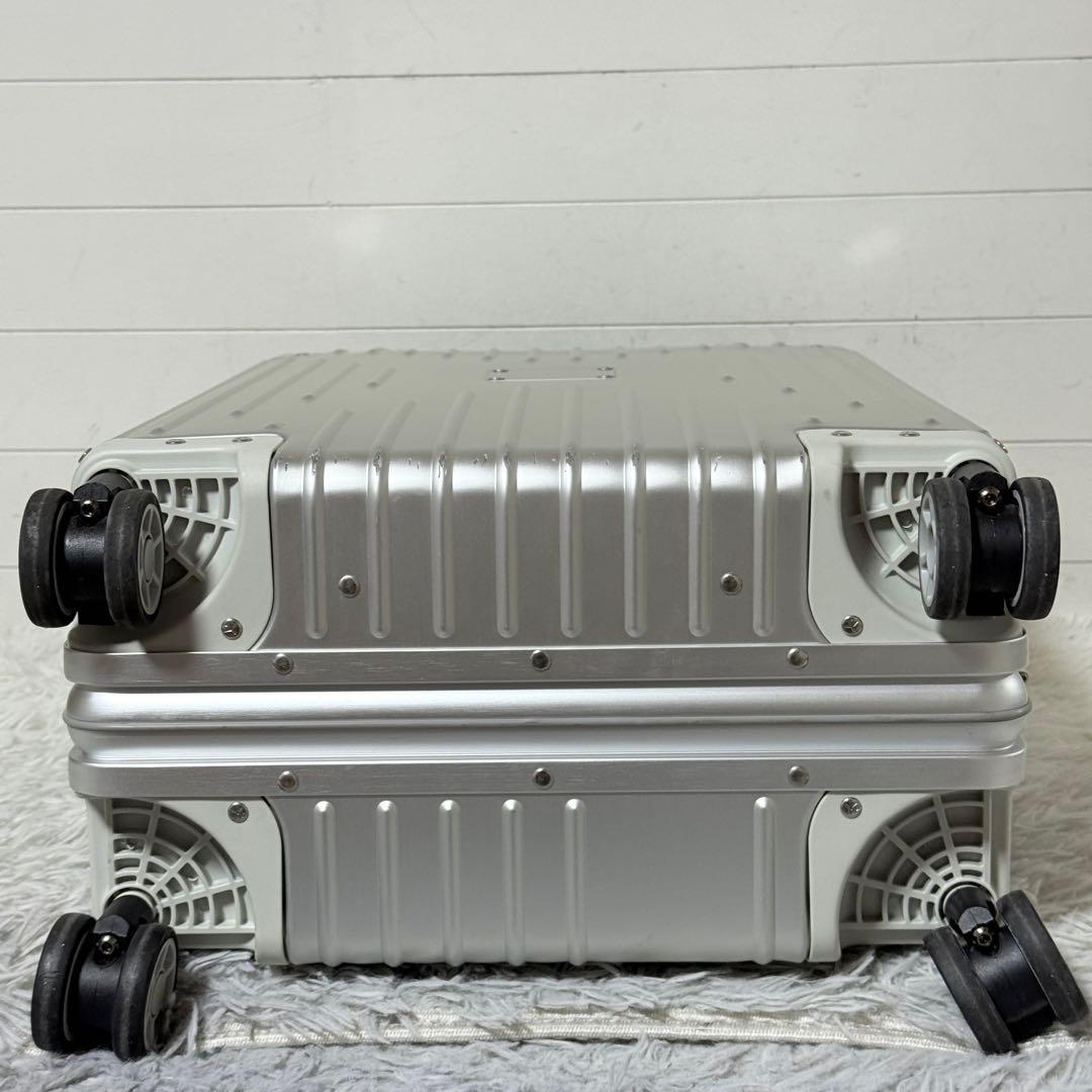 極美品✨イノベーター ステアリングシルバー INV1811 Sサイズ 36L