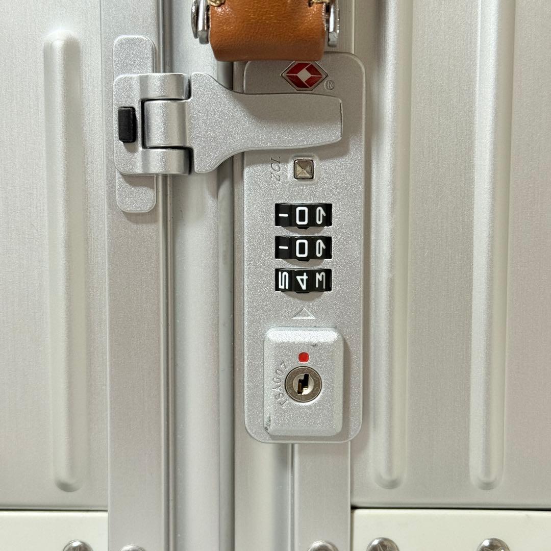 極美品✨イノベーター ステアリングシルバー INV1811 Sサイズ 36L