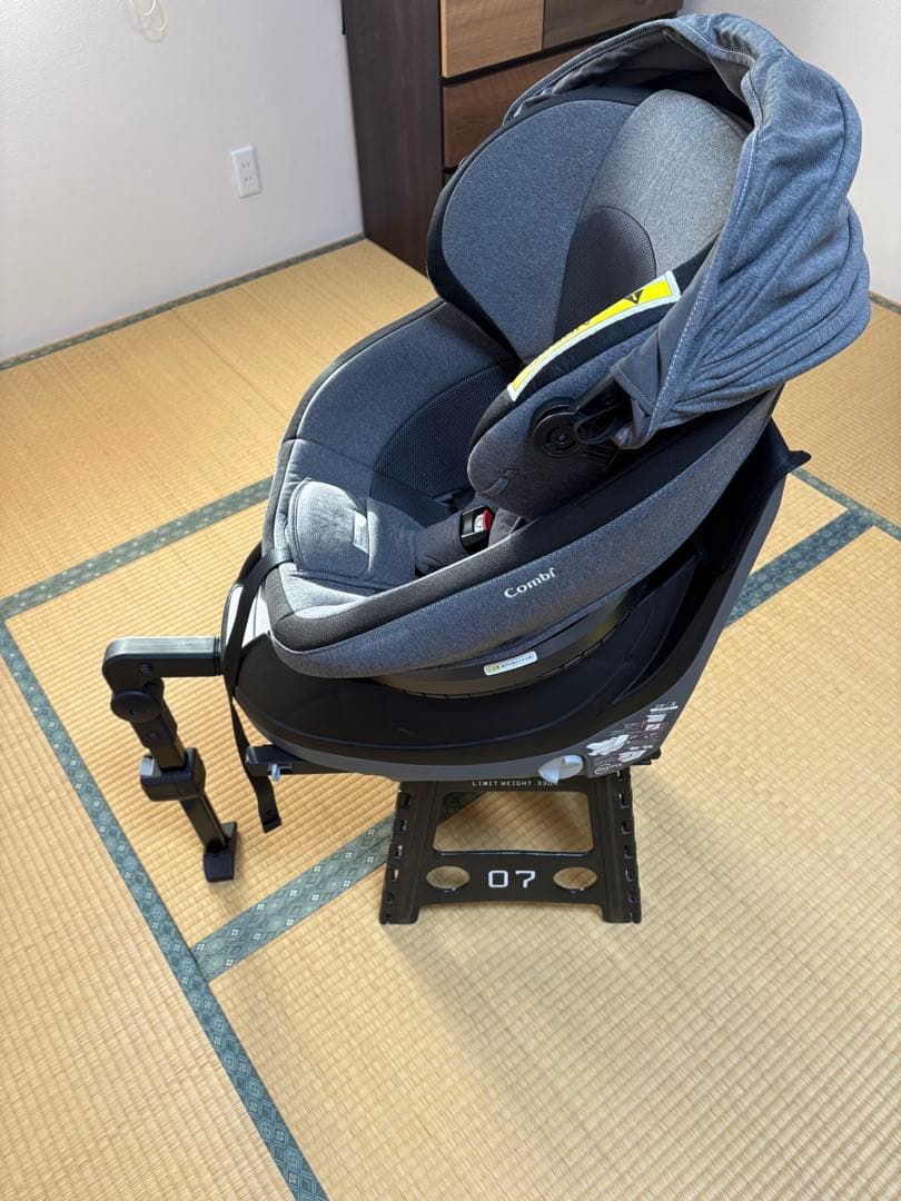 コンビ ホワイトレーベル クルムーヴスマート ISOFIX JJ-650 Ltd