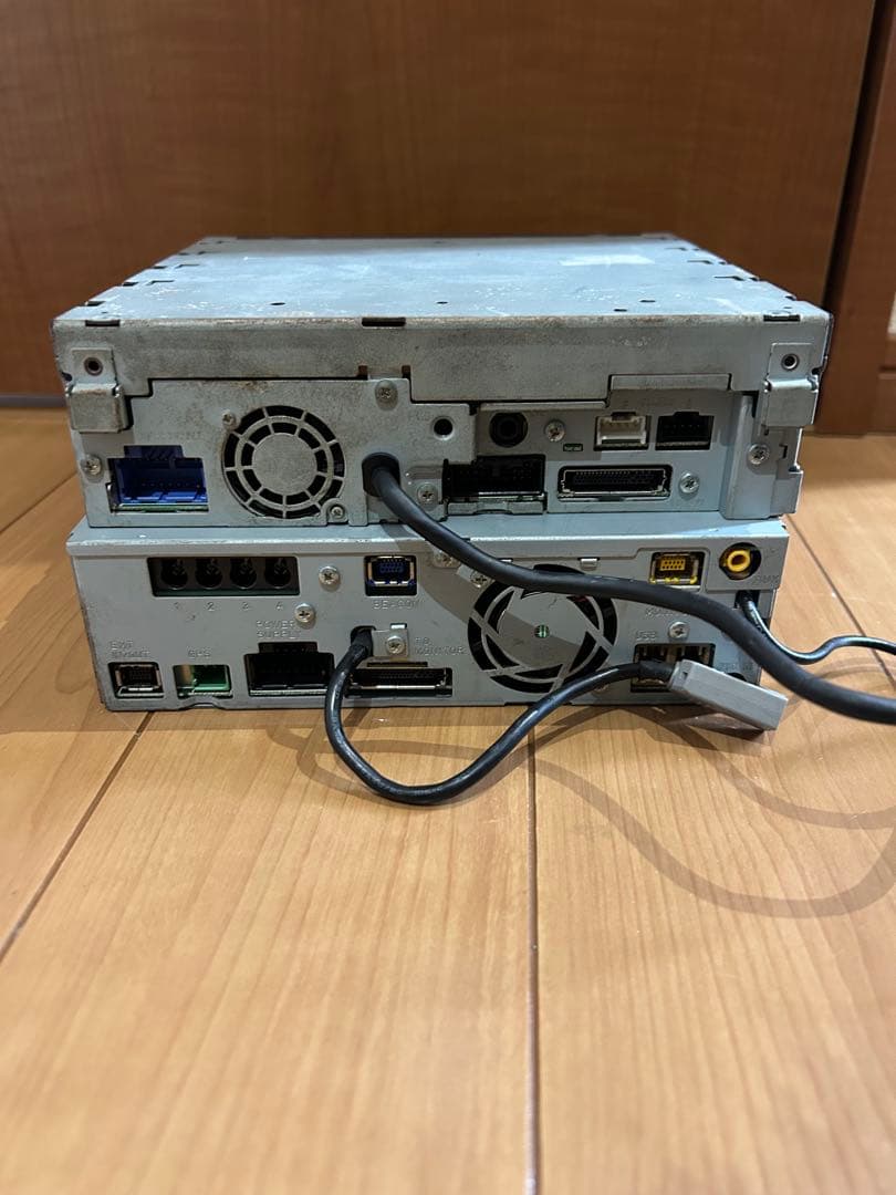 カロッツェリアAVIC-VH99CS フルセグ、Bluetooth、DVD