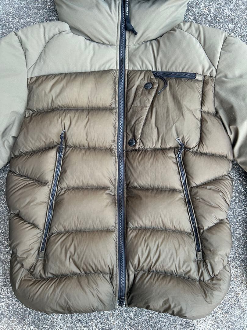 C.P. Company D.D.SHELL ダウンジャケット　カーキ