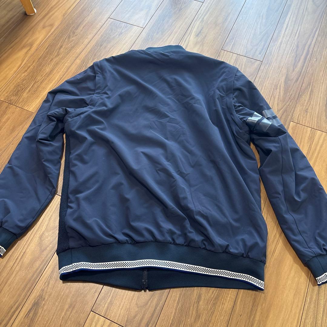 ネイビー ジップアップジャケット