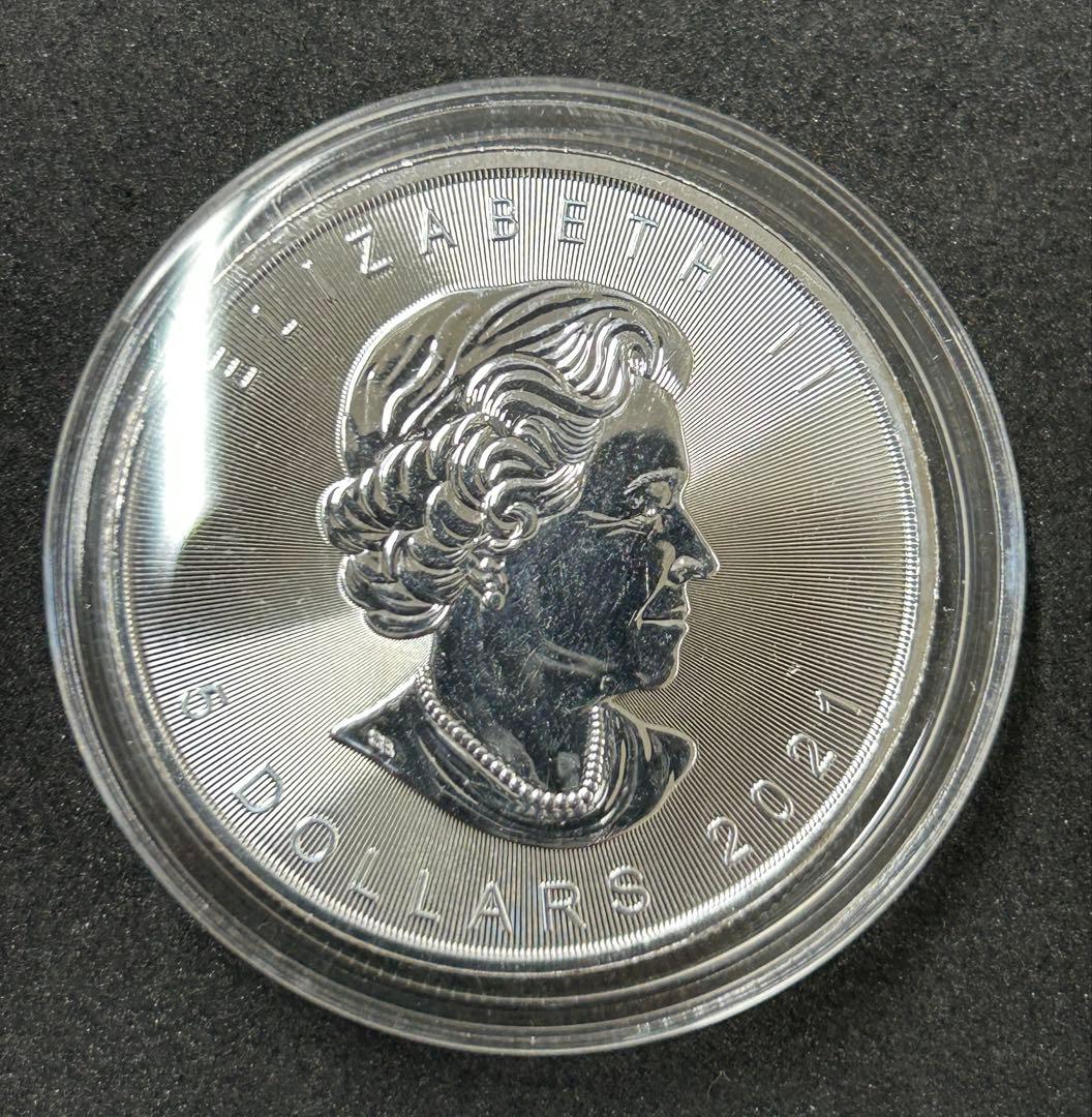 カナダ　メイプルリーフ純銀 1オンス 2021年　ケース付き