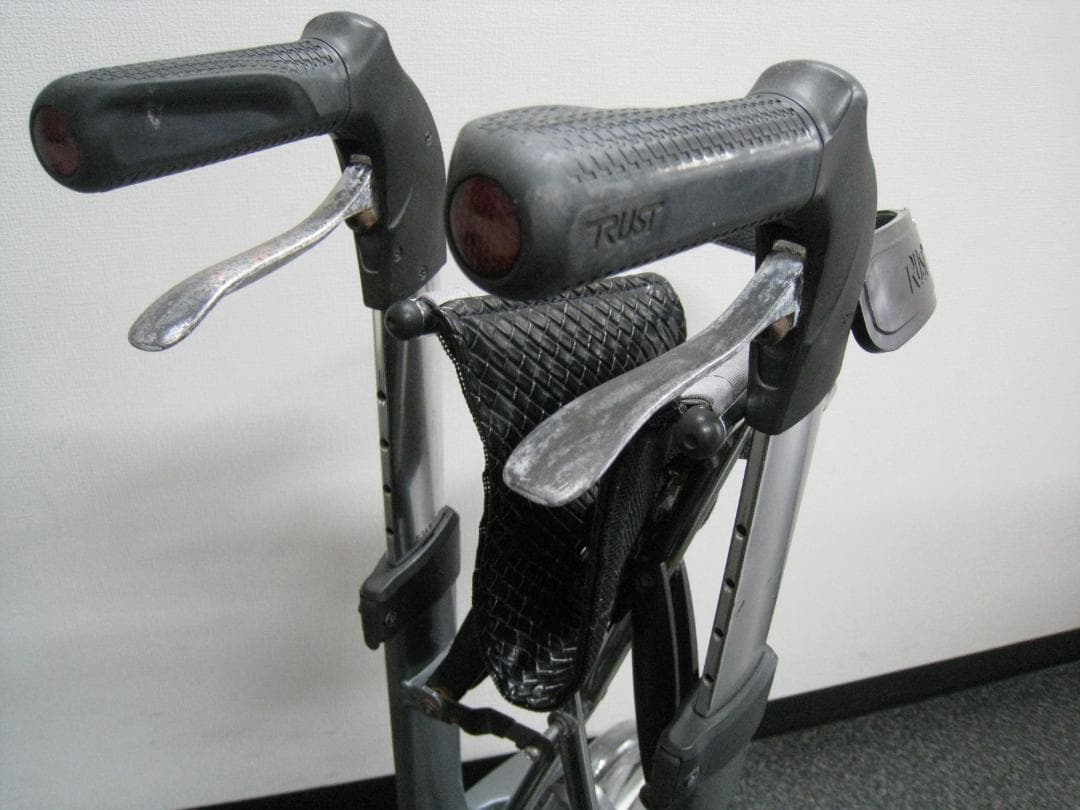 トラストケアウォーカー レッツフライ 竹虎 グレー カラー バッグ付き