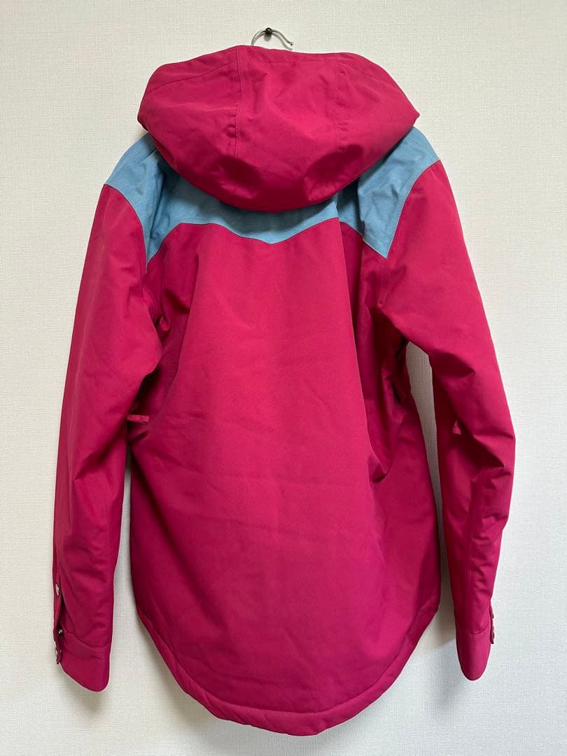 【新品】ジュエル　レディースウェア　ウェア　スノーウェア　Mサイズ