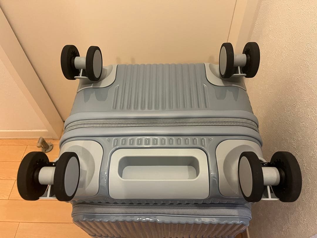 イノベーター　キャリーケース　ベーシック　クラウドグレー　45L