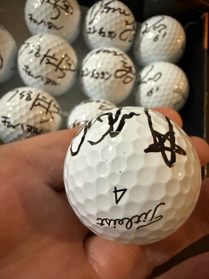 イ・ボミ、キムハヌル、ユンチェヨン、北田るい女子プロゴルファー 直筆サインボール