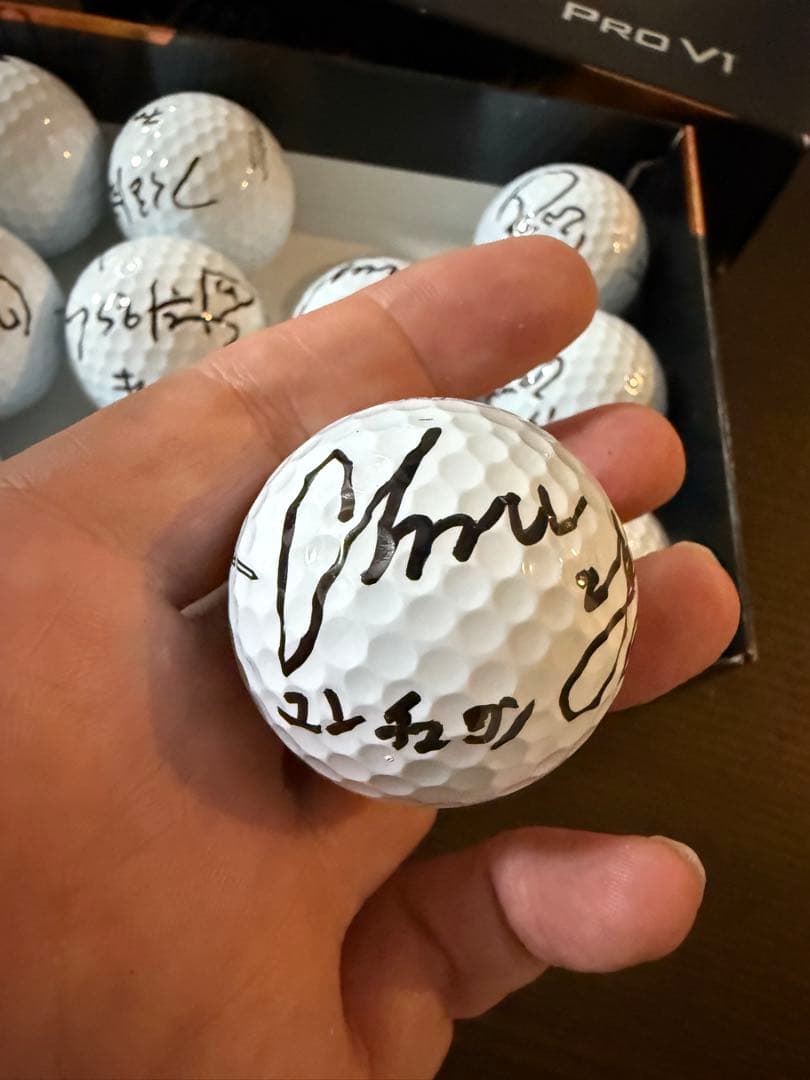 イ・ボミ、キムハヌル、ユンチェヨン、北田るい女子プロゴルファー 直筆サインボール