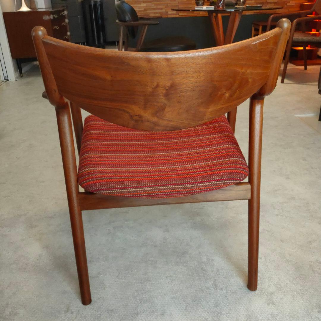 無垢ウォールナット　ぺぺラウンジチェア　オイル塗装　宮崎椅子