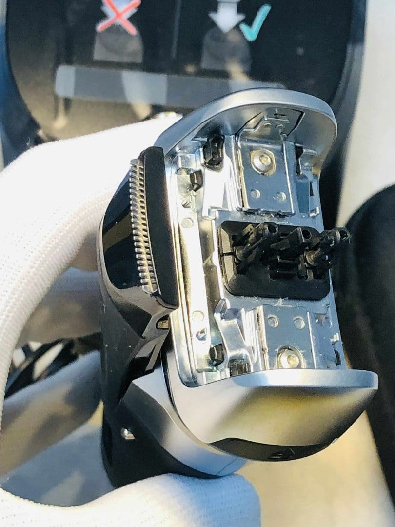 【美品】Braun S8 8467cc ブラウンシリーズ8 メンズ電気シェーバー