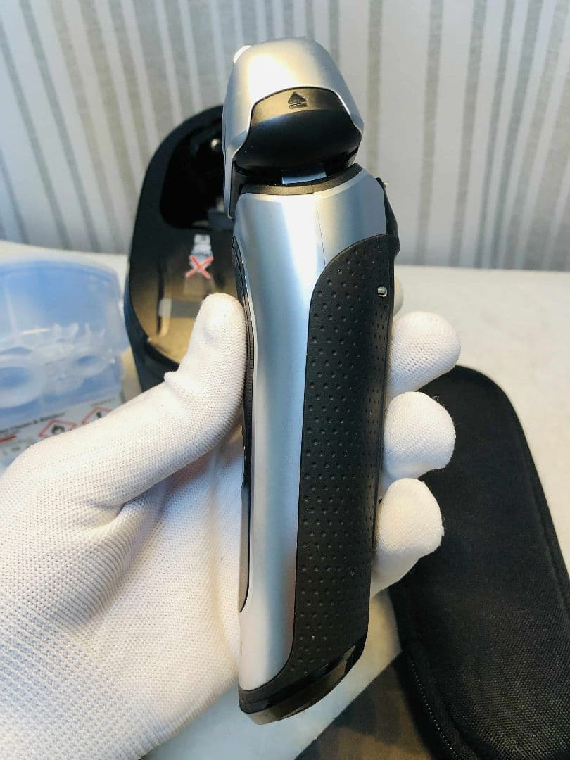 【美品】Braun S8 8467cc ブラウンシリーズ8 メンズ電気シェーバー