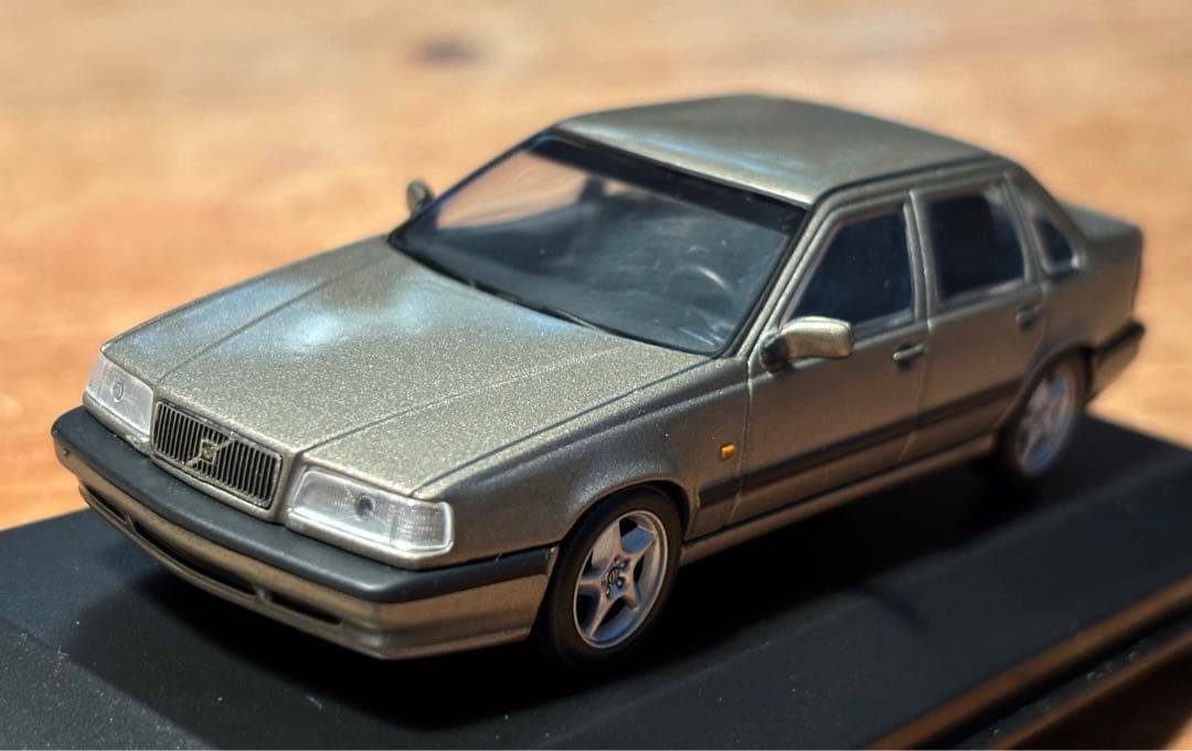 MINICHAMPS製 1/43 Volvo 850 Saloon - メルカリ