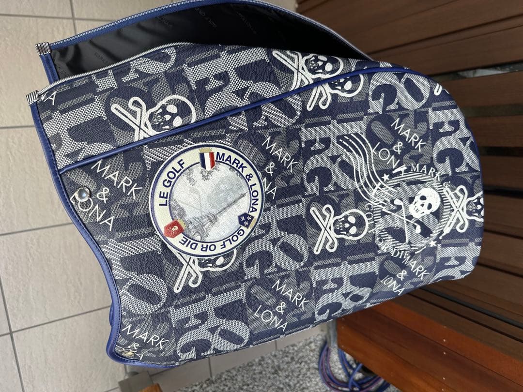 ★超美品★MARK&LONA キャディバッグ WHAT NOT ヘッドカバー付