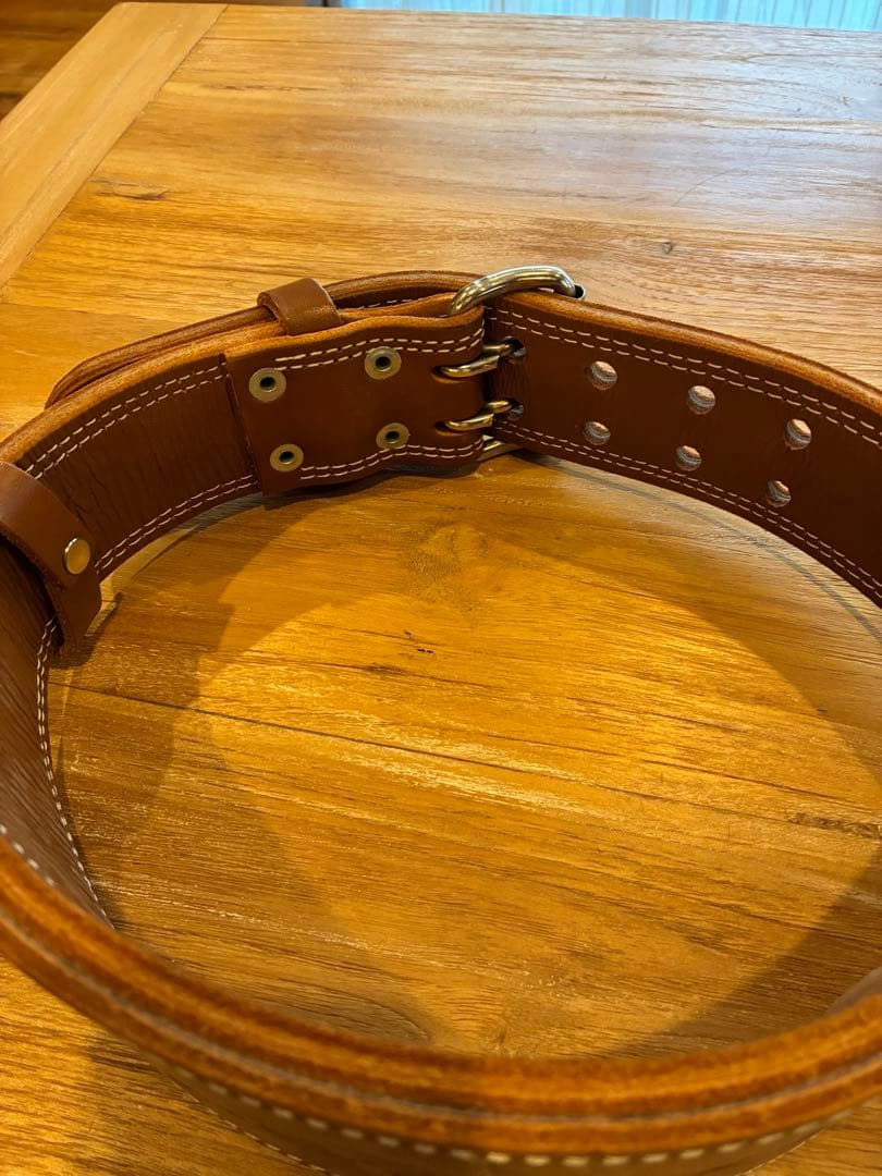 美品！GOLD'S GYM プロレザーベルト　Mサイズ　ゴールドジム　筋トレ