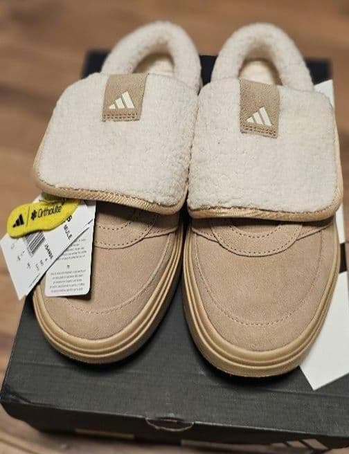 大人気★adidas★アディダス★24.5㎝★ボア付き★サンダル★ブラウン