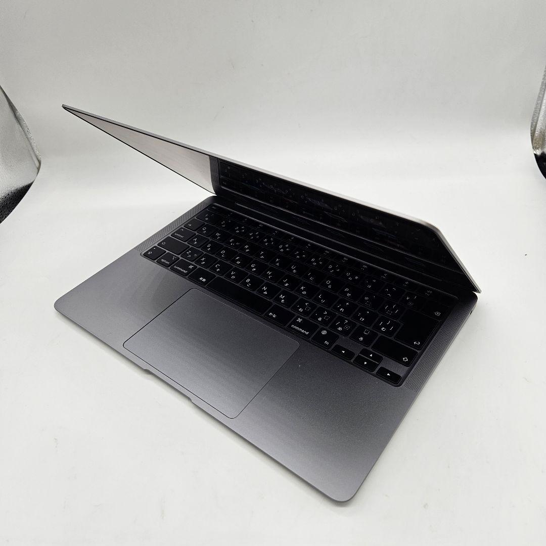 MacBook本体 Macbook Air M1 | Ram 16GB | SSD 2000GB