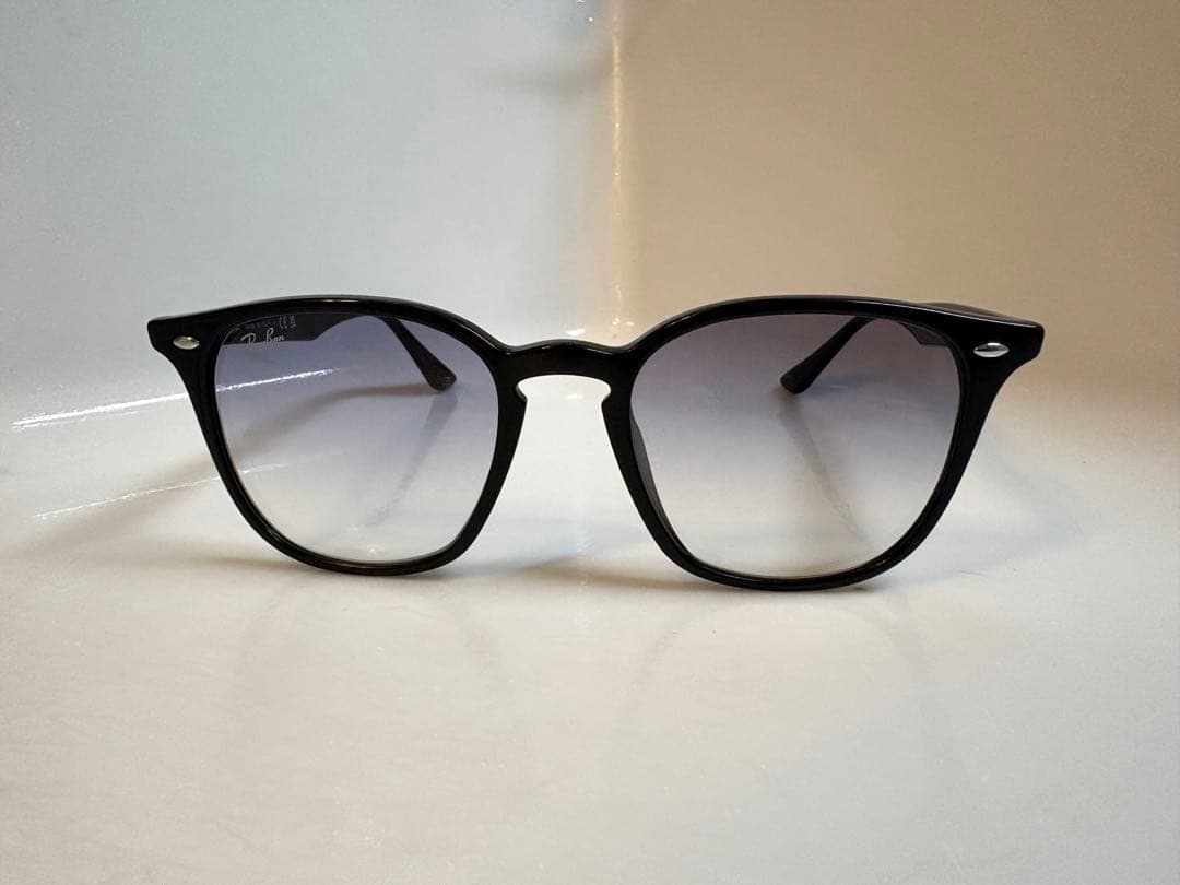 お年玉セール！レイバンサングラス RB4258F 601/19 52 新品未使用