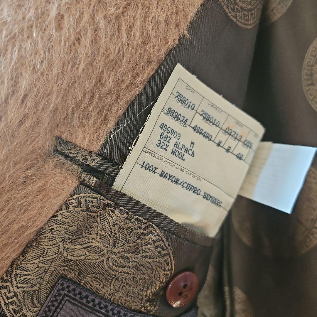 ヴェルサーチ　ベージュ チェスターコート