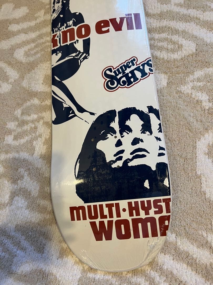 ヒステリックグラマースケートボードデッキ