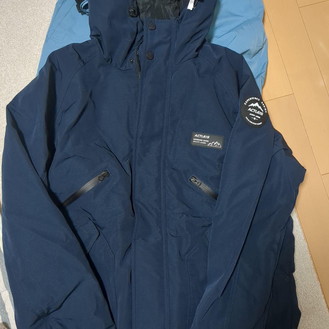 美品　スノーボードウェア　上下セット