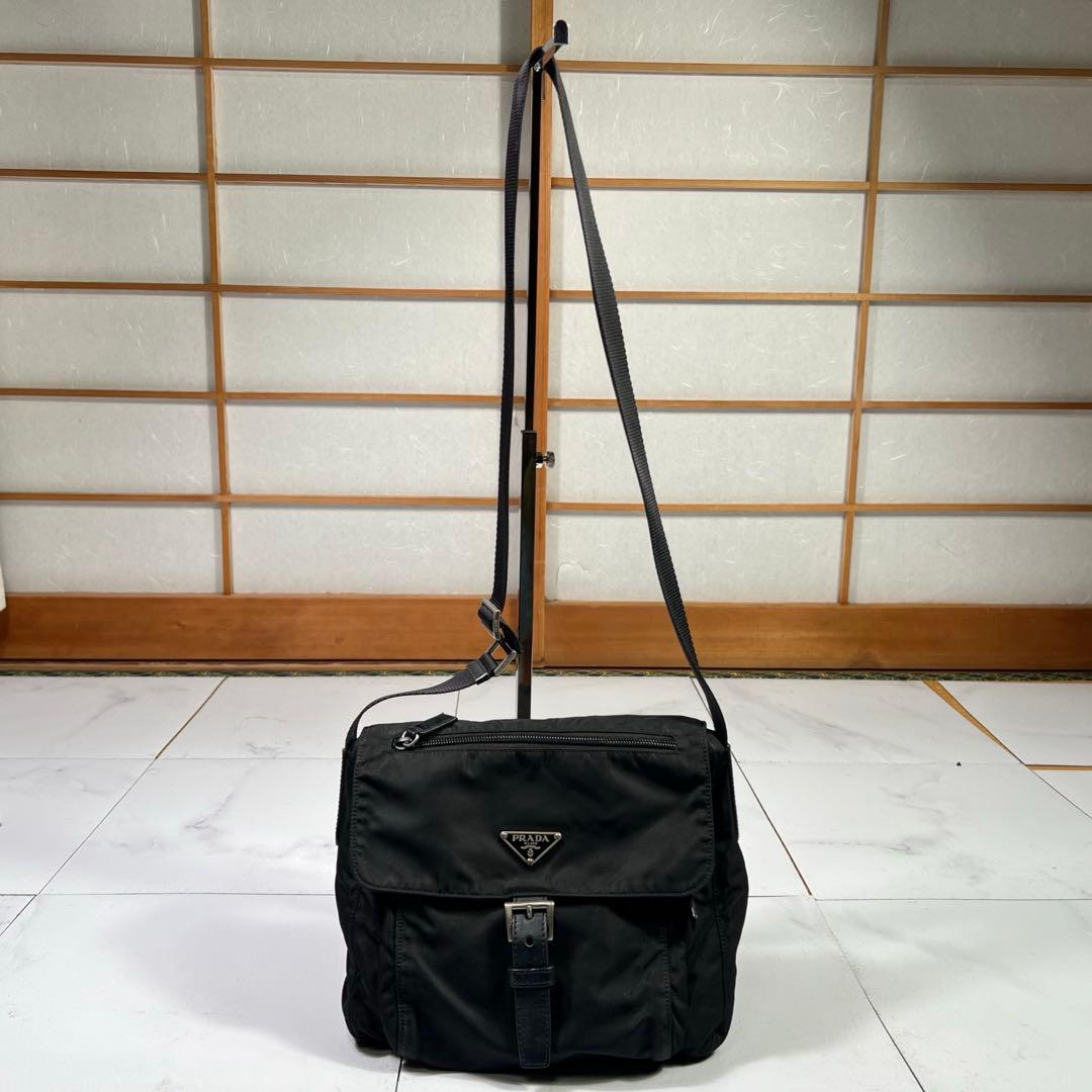 PRADA プラダ ショルダーバッグ ナイロン ブラック NERO 三角プレート