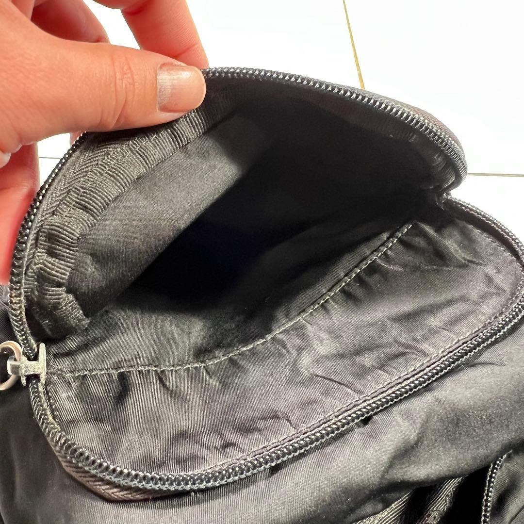 PRADA プラダ ショルダーバッグ ナイロン ブラック NERO 三角プレート