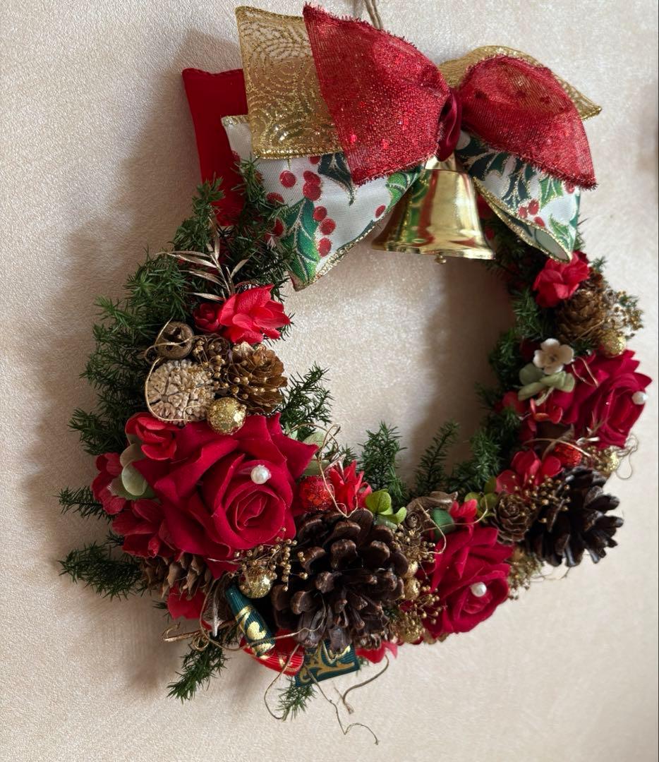 No123 おっきいリボンとリンリンベル♥赤バラのキラキラクリスマスリース