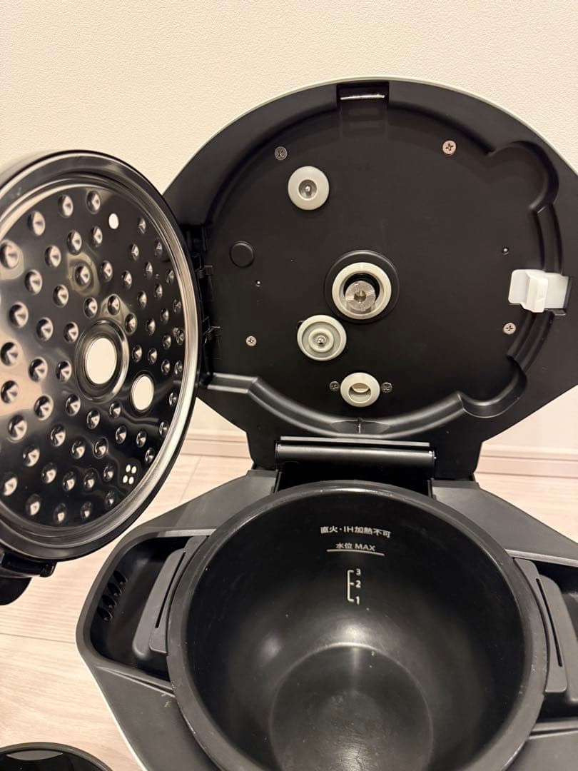 SHARP ヘルシオホットクック 1.6L KN-HW16G-W水なし自動調理鍋