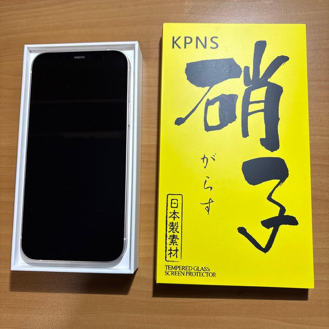 Apple iPhone 12 ホワイト 本体　ガラスフィルム1枚
