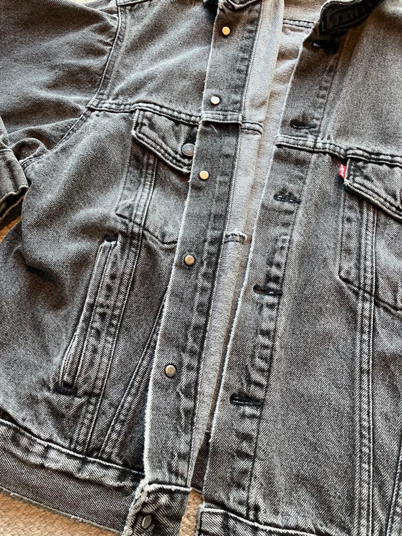 Levi’s 80S 先染め ブラックデニムジャケット 70507-4858