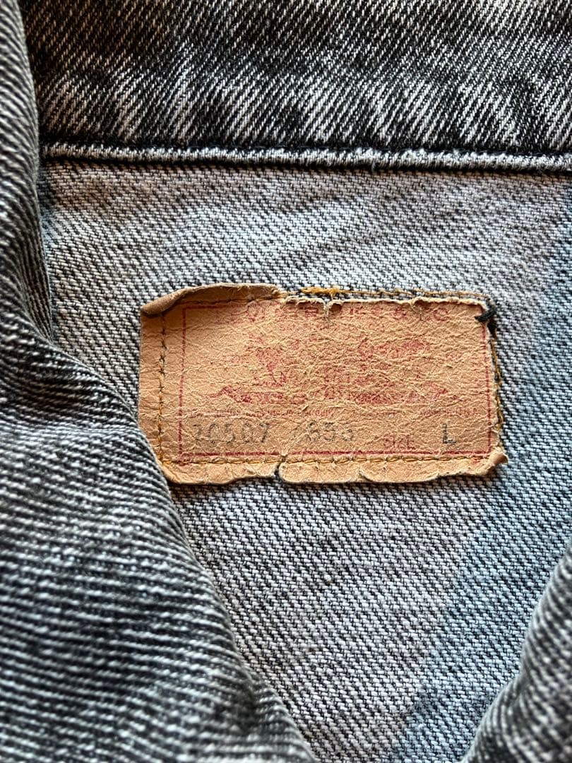 Levi’s 80S 先染め ブラックデニムジャケット 70507-4858