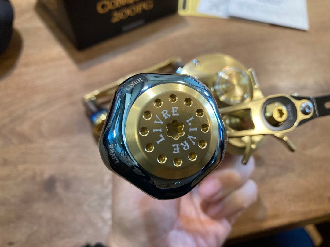 美品 23 オシアコンクエスト 200PG リブレ 限定ハンドル SB70-75