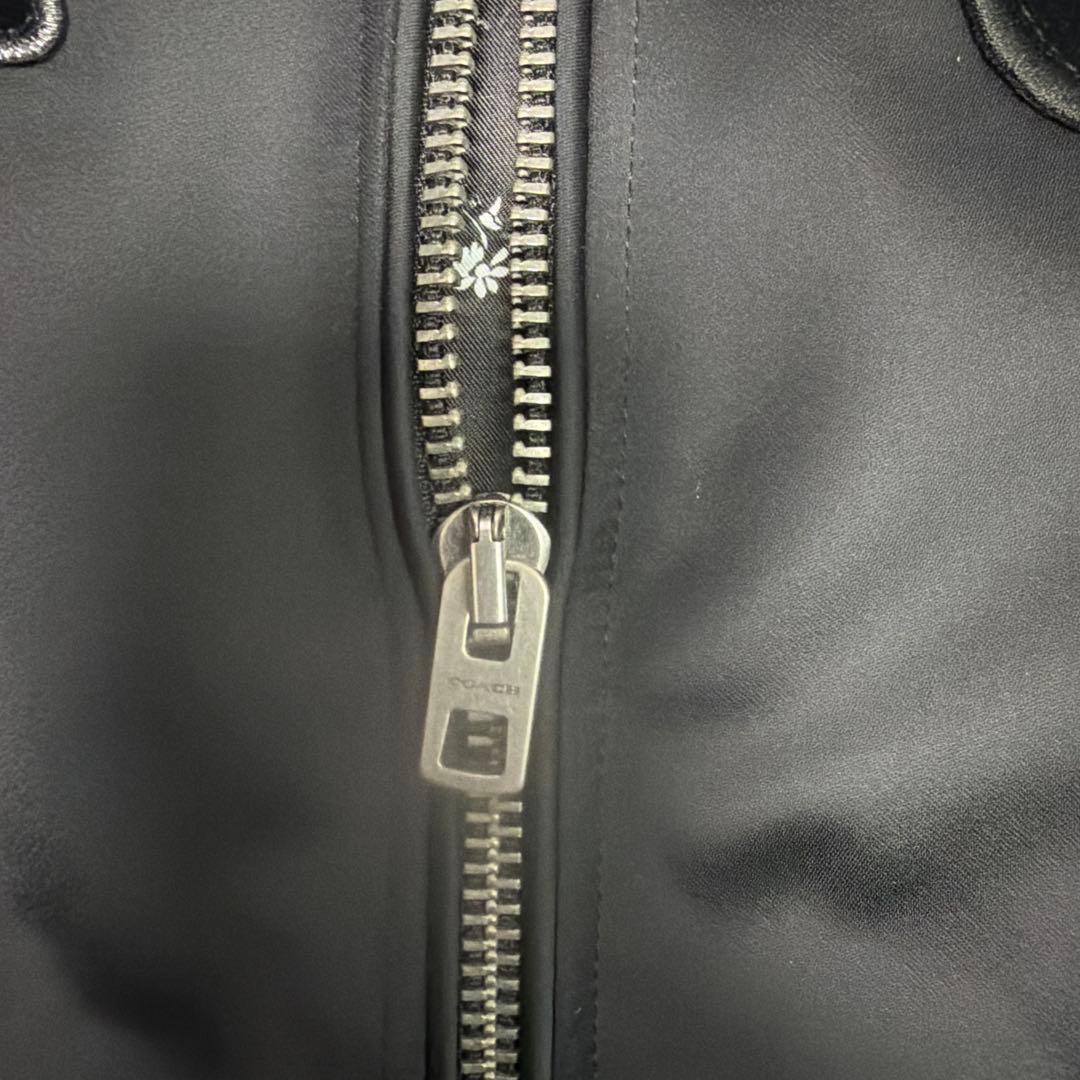 コーチコラボ　ミッキー刺繍 ブラックサテンスタジャン